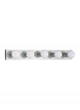  4735-05 - Center Stage traditional 5-light indoor dimmable bath vanity wall sconce in chrome silver finish